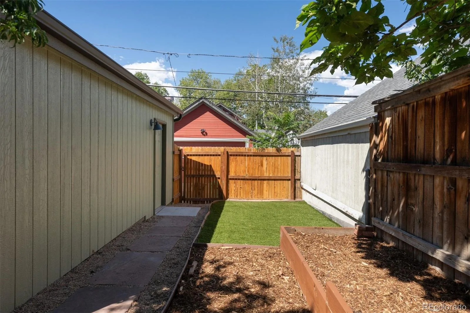2235 N Emerson Street Denver CO 80205 | MLS #REC6791110 08192026214902 1600 44