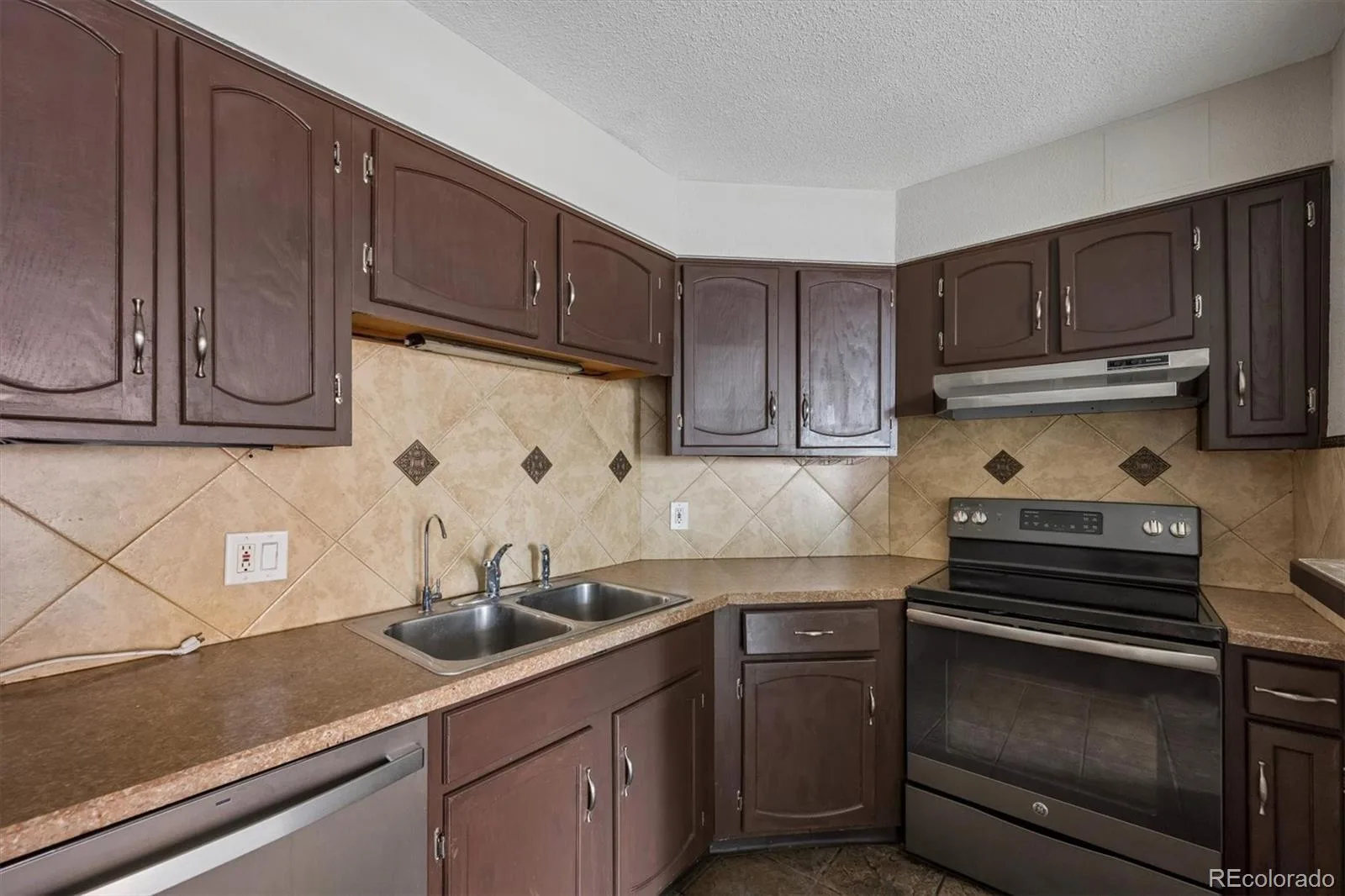 1625 Larimer Street #702 Denver CO 80202 MLS #REC6791261 06122026142821 1600 10