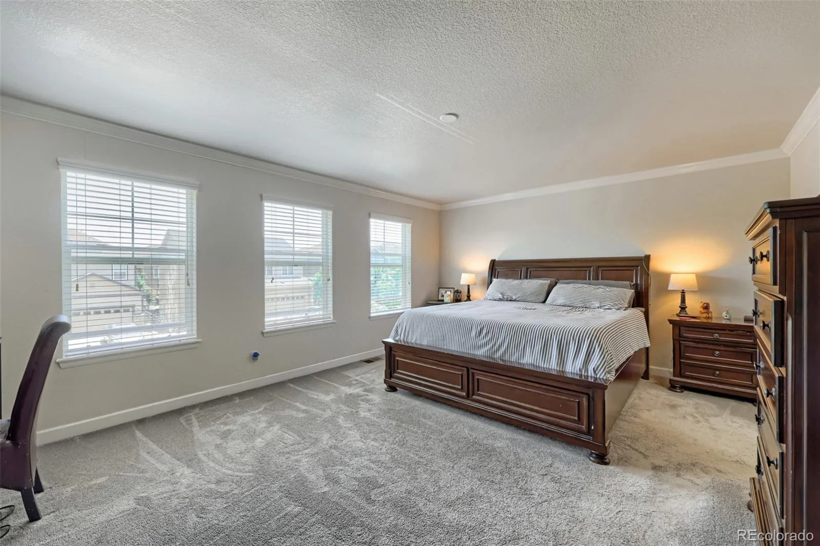 4949 S Valdai Way Aurora CO 80015 | MLS #REC6792031 06172026235150 1600 13