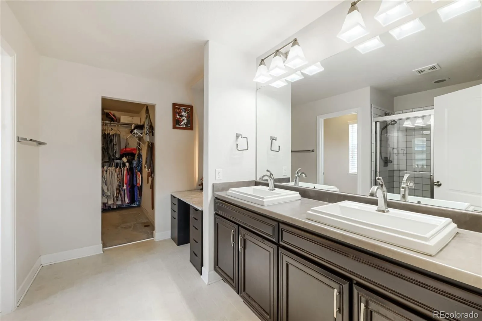 4949 S Valdai Way Aurora CO 80015 | MLS #REC6792031 06172026235150 1600 16