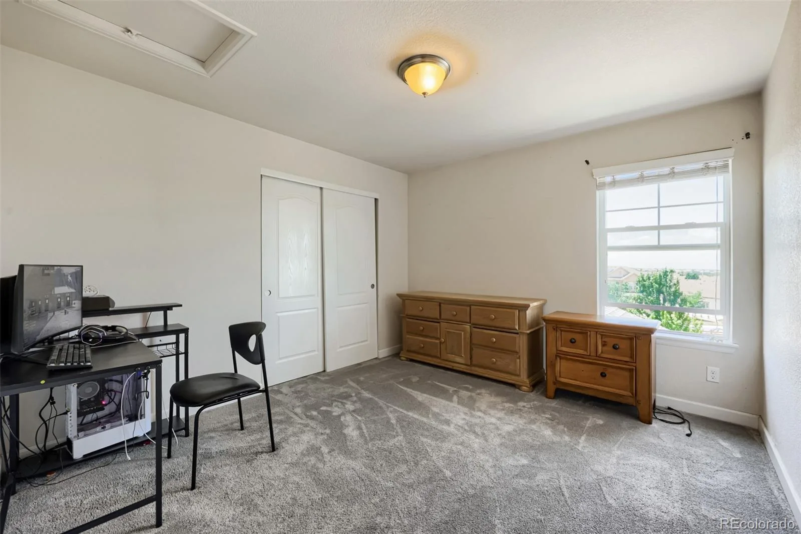 4949 S Valdai Way Aurora CO 80015 | MLS #REC6792031 06172026235150 1600 20