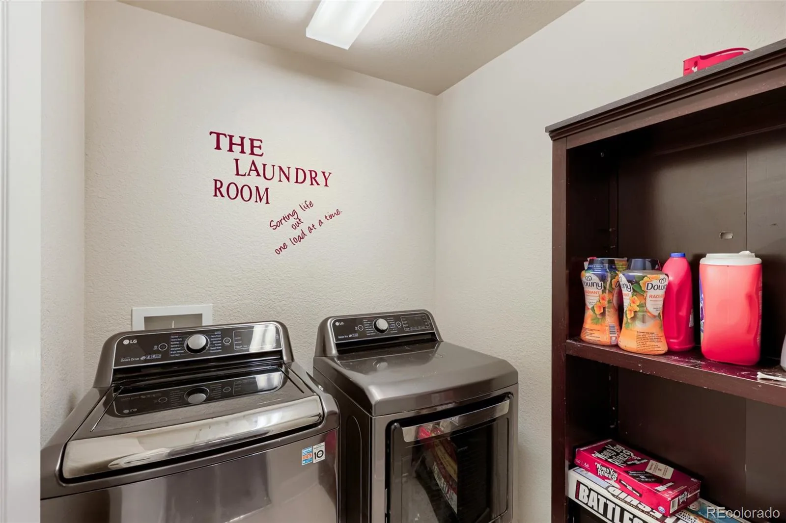 4949 S Valdai Way Aurora CO 80015 | MLS #REC6792031 06172026235150 1600 22