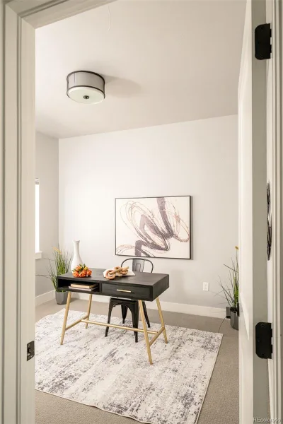 7035 E 38th Avenue #2 Denver CO 80207 | MLS #REC6793196 08272026202806 800 27