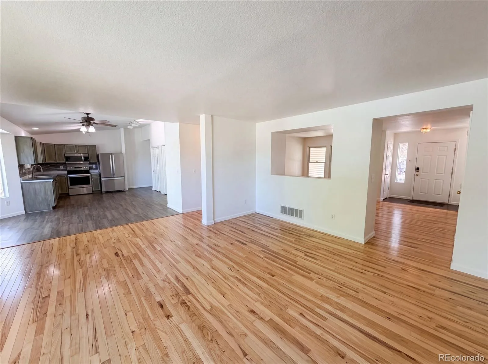 7190 Pine Hills Way Littleton CO 80125 | MLS #REC6794489 06232026205751 1600 7