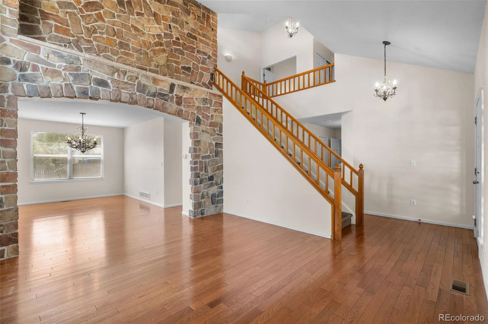 8359 S Flower Way Littleton CO 80128 | MLS #REC6794885 07252026154934 1600 7