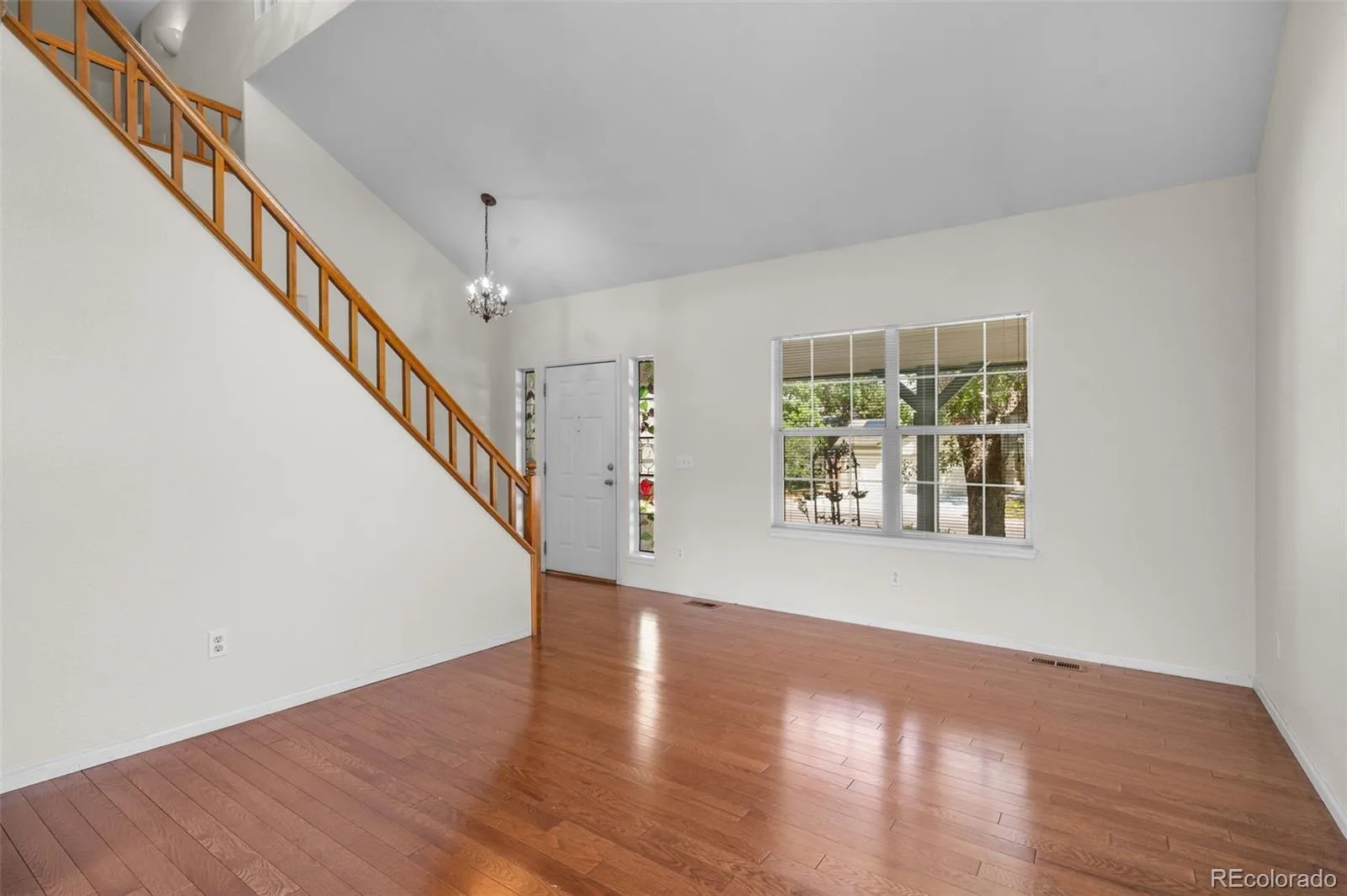 8359 S Flower Way Littleton CO 80128 | MLS #REC6794885 07252026154934 1600 8