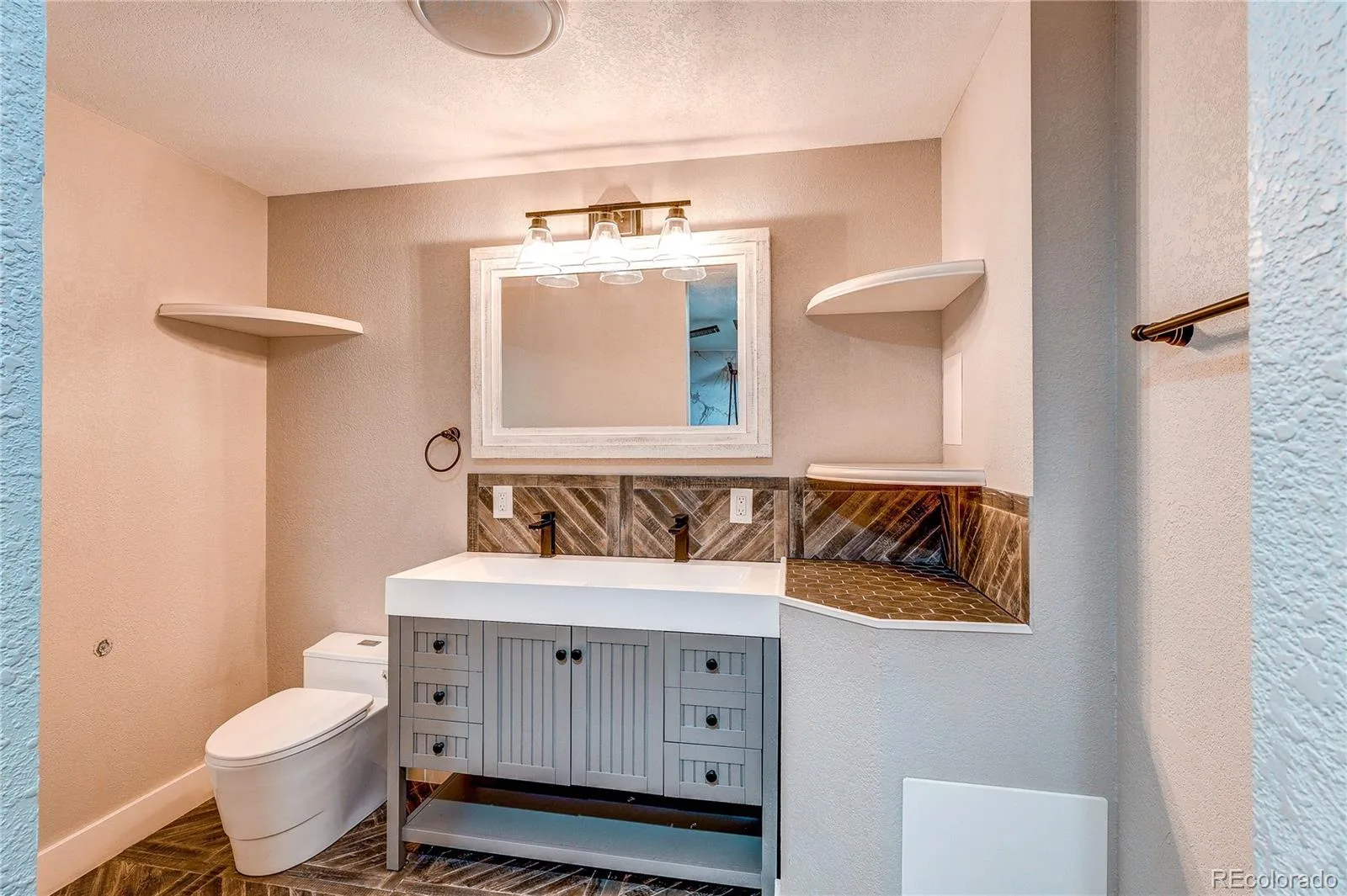 3426 Swabuck Place Castle Rock CO 80109 | MLS #REC6797291 08192026050026 1600 32