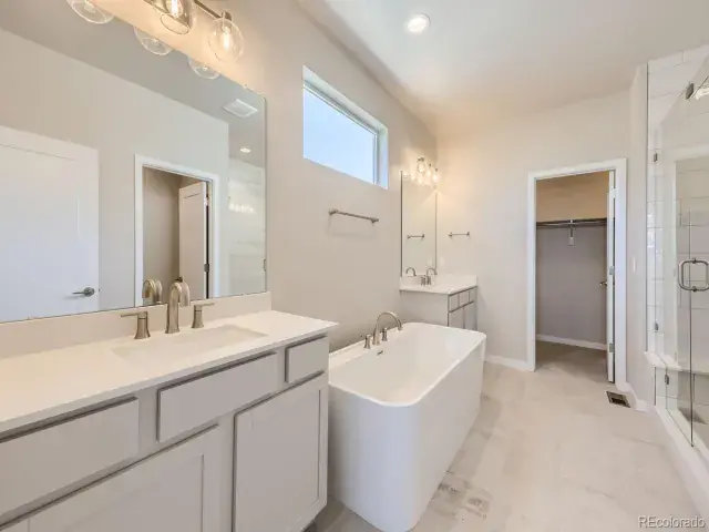 2702 E 103rd Avenue Thornton CO 80229 | MLS #REC6798797 03102025094007 640 13