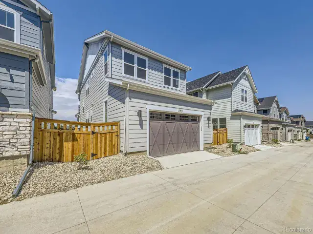 2702 E 103rd Avenue Thornton CO 80229 | MLS #REC6798797 03102025094007 640 2