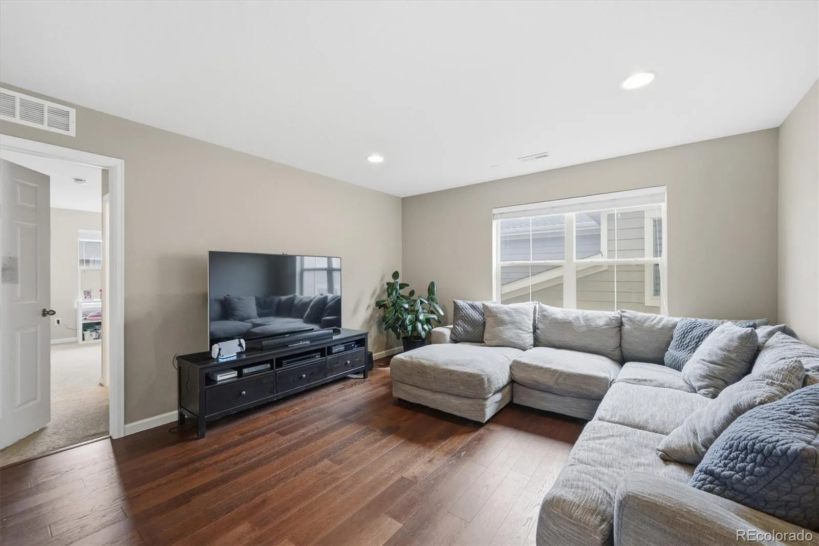 8742 Flattop Street Arvada CO 80007 MLS #REC6799044 05122026191319 1600 20
