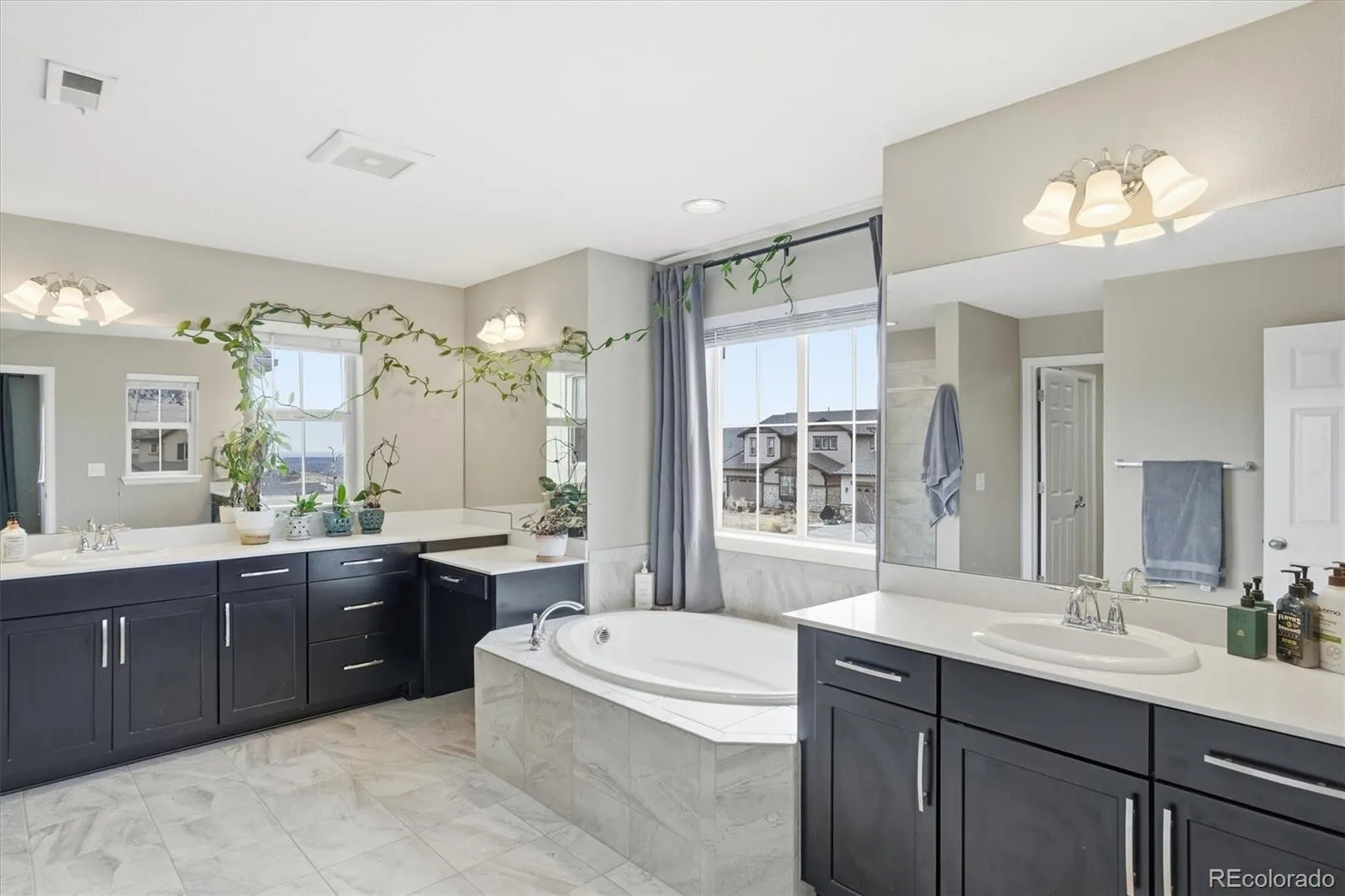 8742 Flattop Street Arvada CO 80007 MLS #REC6799044 05122026191319 1600 25