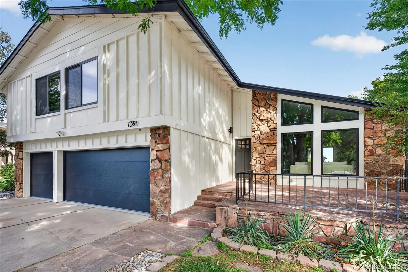 7391 S Costilla Street Littleton CO 80120 | MLS #REC6803355 09222026135752 1600 2