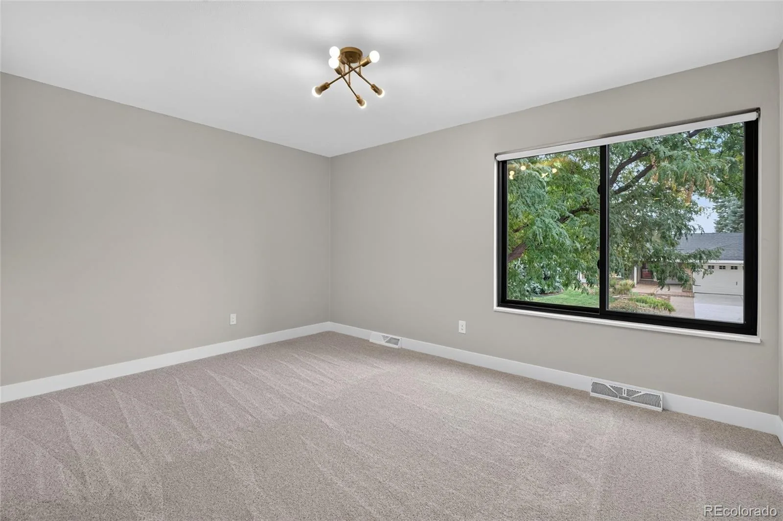 7391 S Costilla Street Littleton CO 80120 | MLS #REC6803355 09222026135752 1600 25