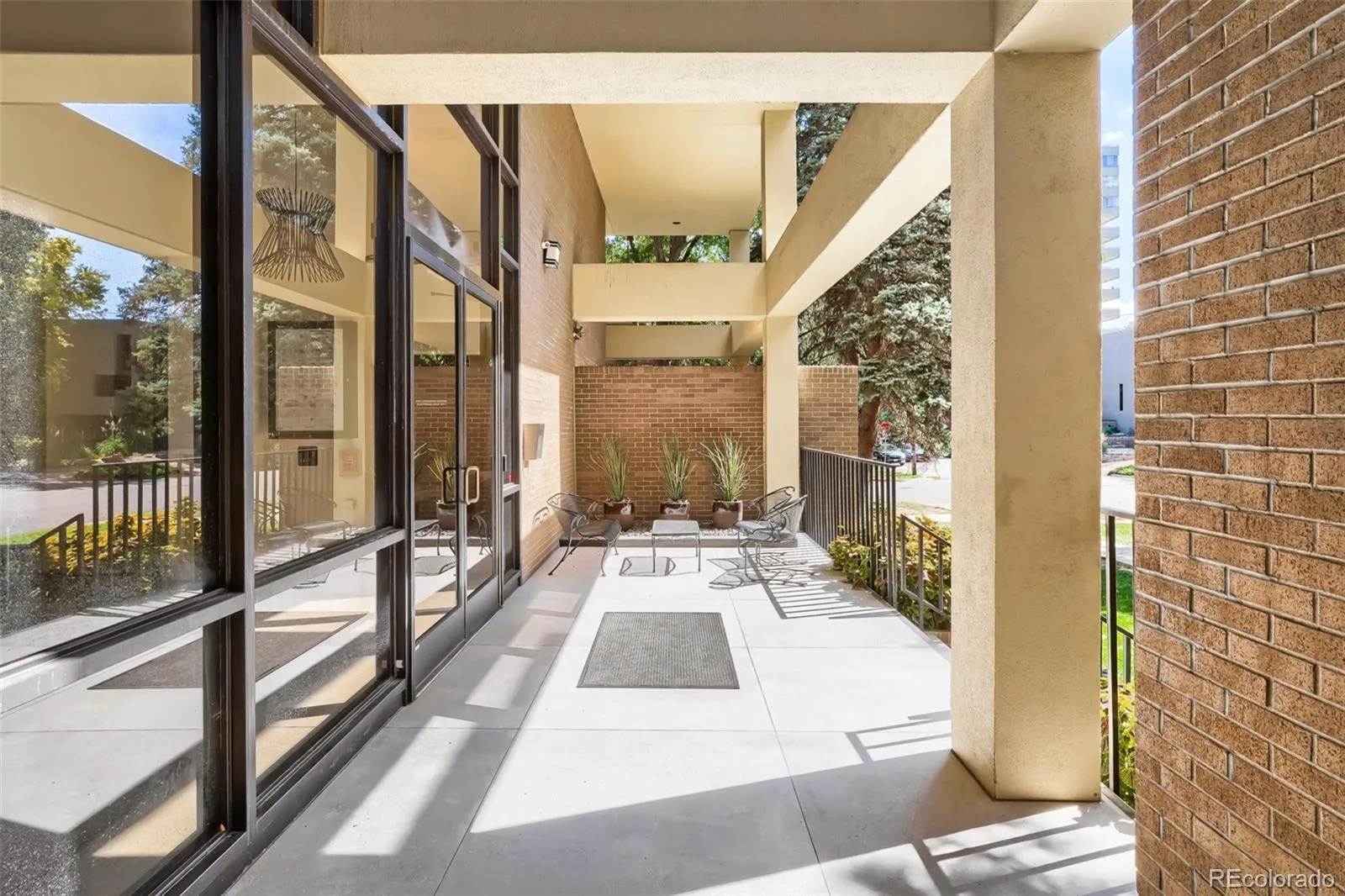 1111 Race Street #6B Denver CO 80206 | MLS #REC6804209 09242026051354 1600 26
