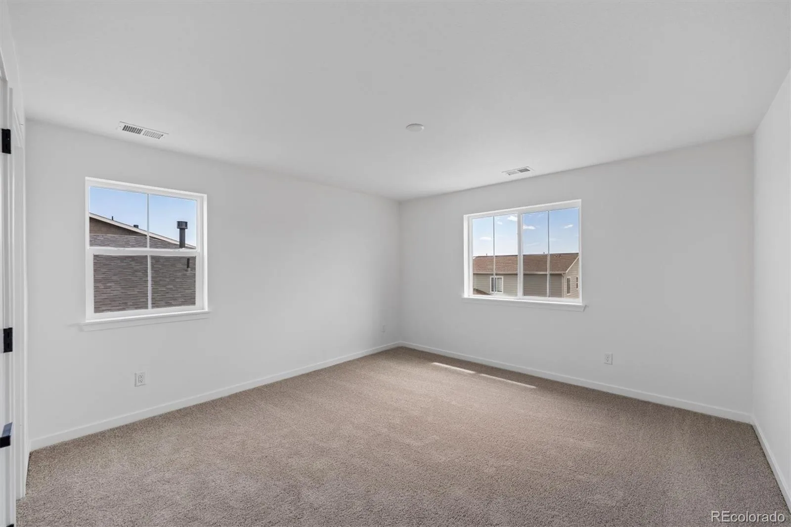 5696 Wayfarer Circle Firestone CO 80504 | MLS #REC6804309 08192026195720 1600 14
