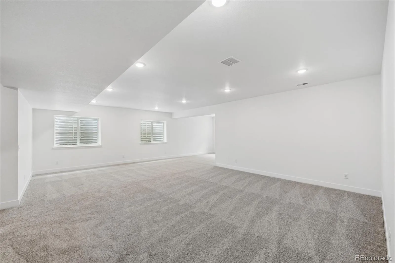 5696 Wayfarer Circle Firestone CO 80504 | MLS #REC6804309 08192026195720 1600 18