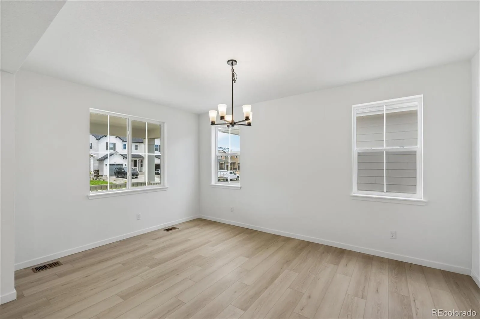 5696 Wayfarer Circle Firestone CO 80504 | MLS #REC6804309 08192026195720 1600 2
