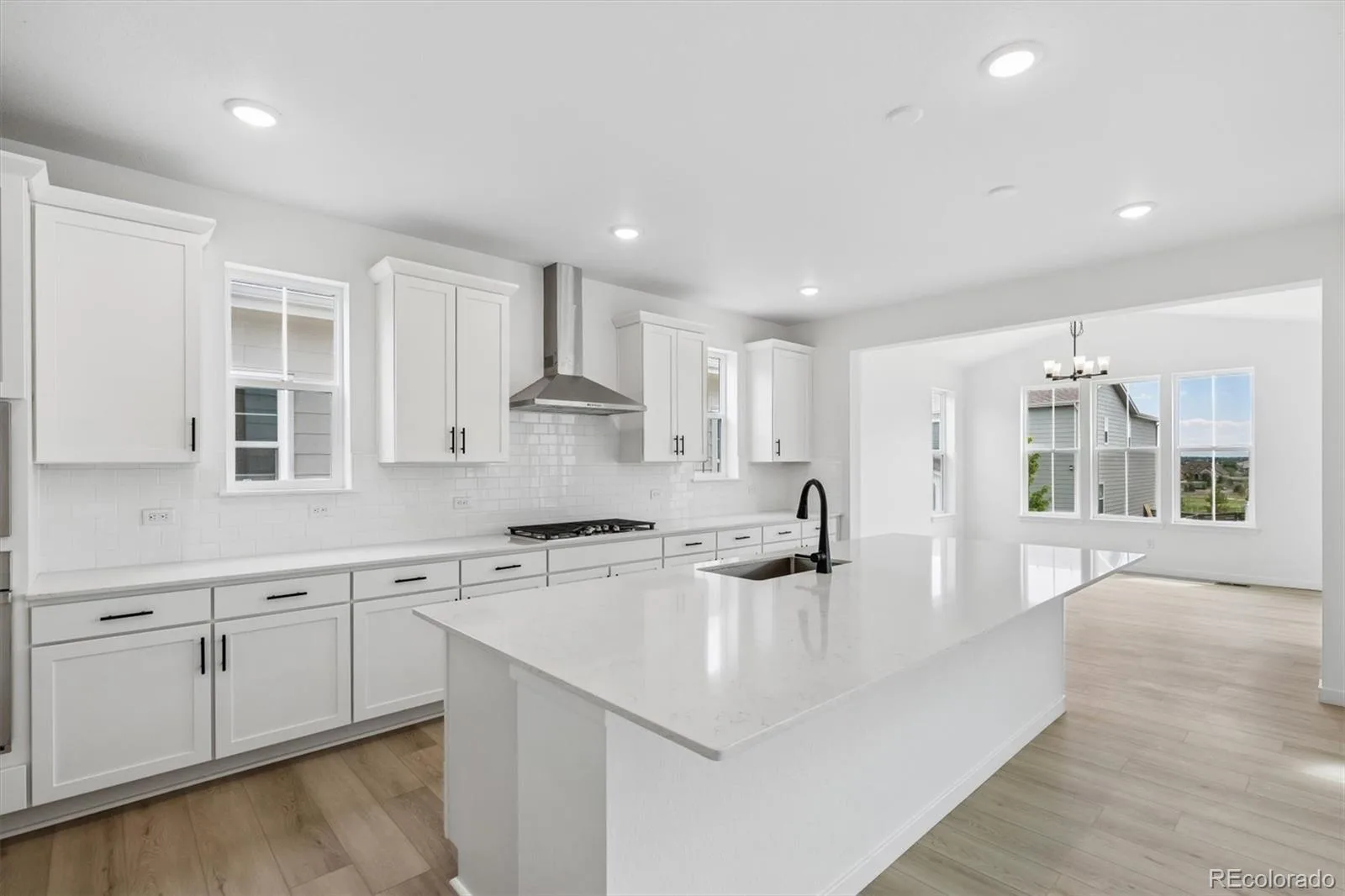 5696 Wayfarer Circle Firestone CO 80504 | MLS #REC6804309 08192026195720 1600 6