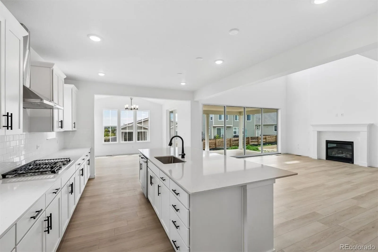 5696 Wayfarer Circle Firestone CO 80504 | MLS #REC6804309 08192026195720 1600 7