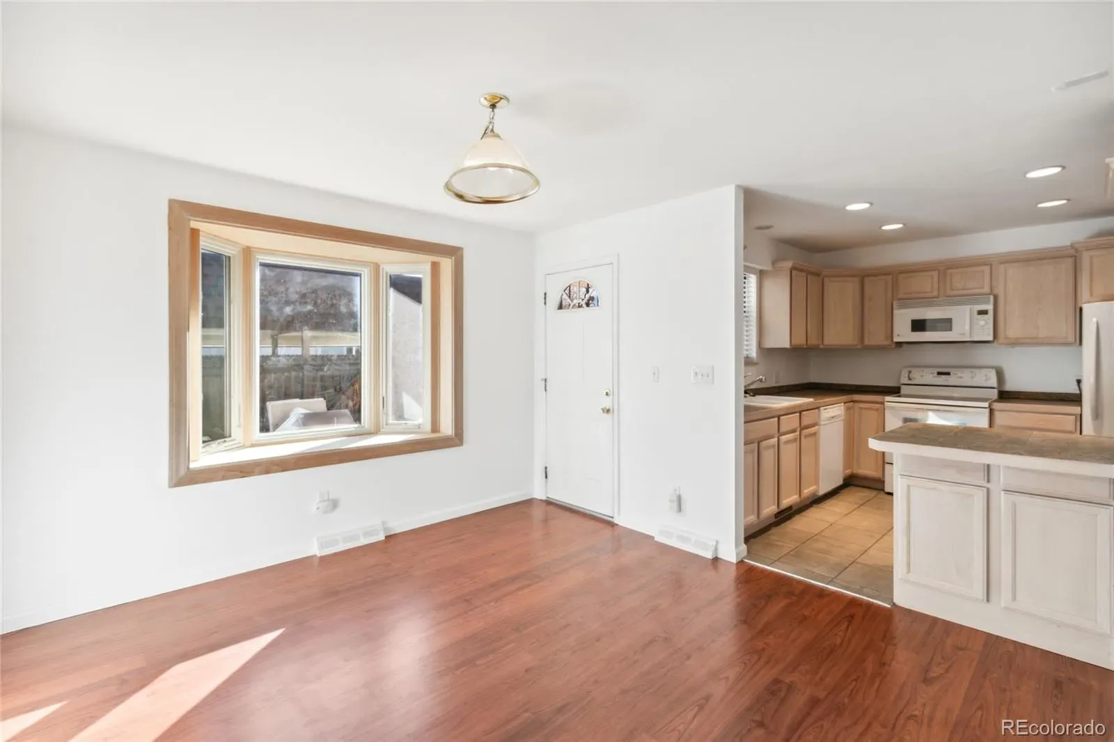 03302026005515 1600 6