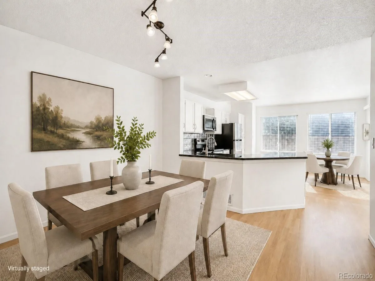 4927 S Eagle Circle Aurora CO 80015 | MLS #REC6806174 08222026025637 1200 11