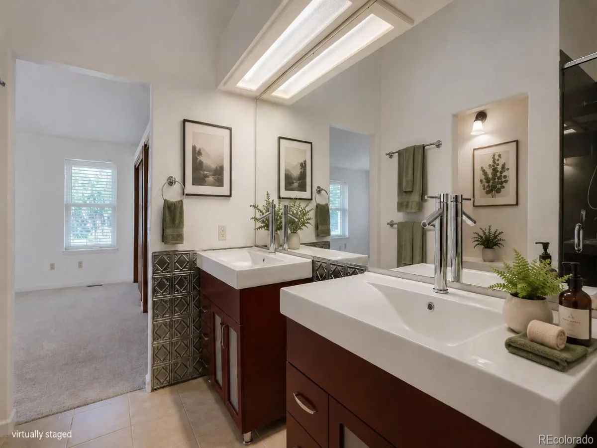 4927 S Eagle Circle Aurora CO 80015 | MLS #REC6806174 08222026025637 1200 19