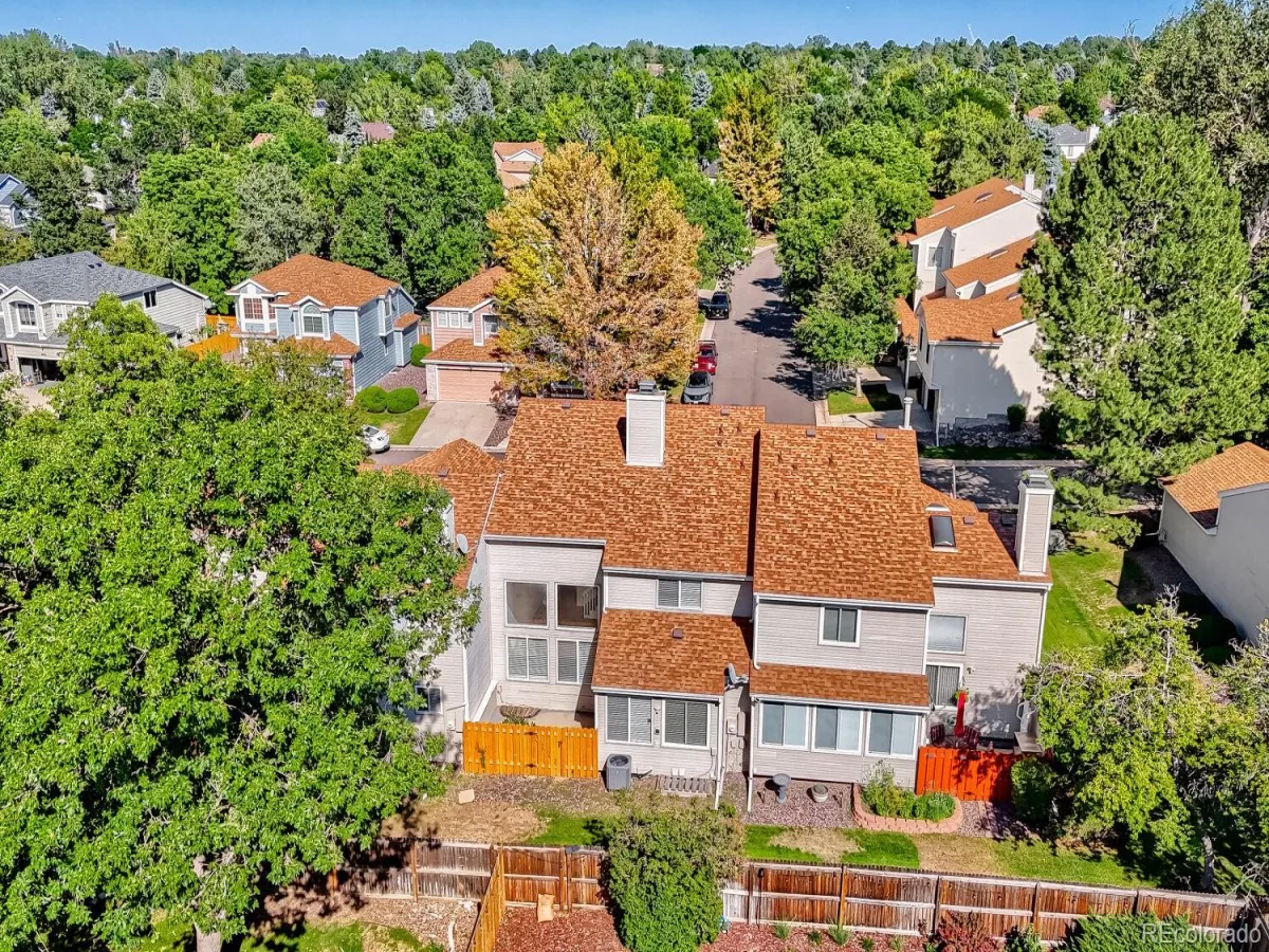 4927 S Eagle Circle Aurora CO 80015 | MLS #REC6806174 08222026025637 1200 37