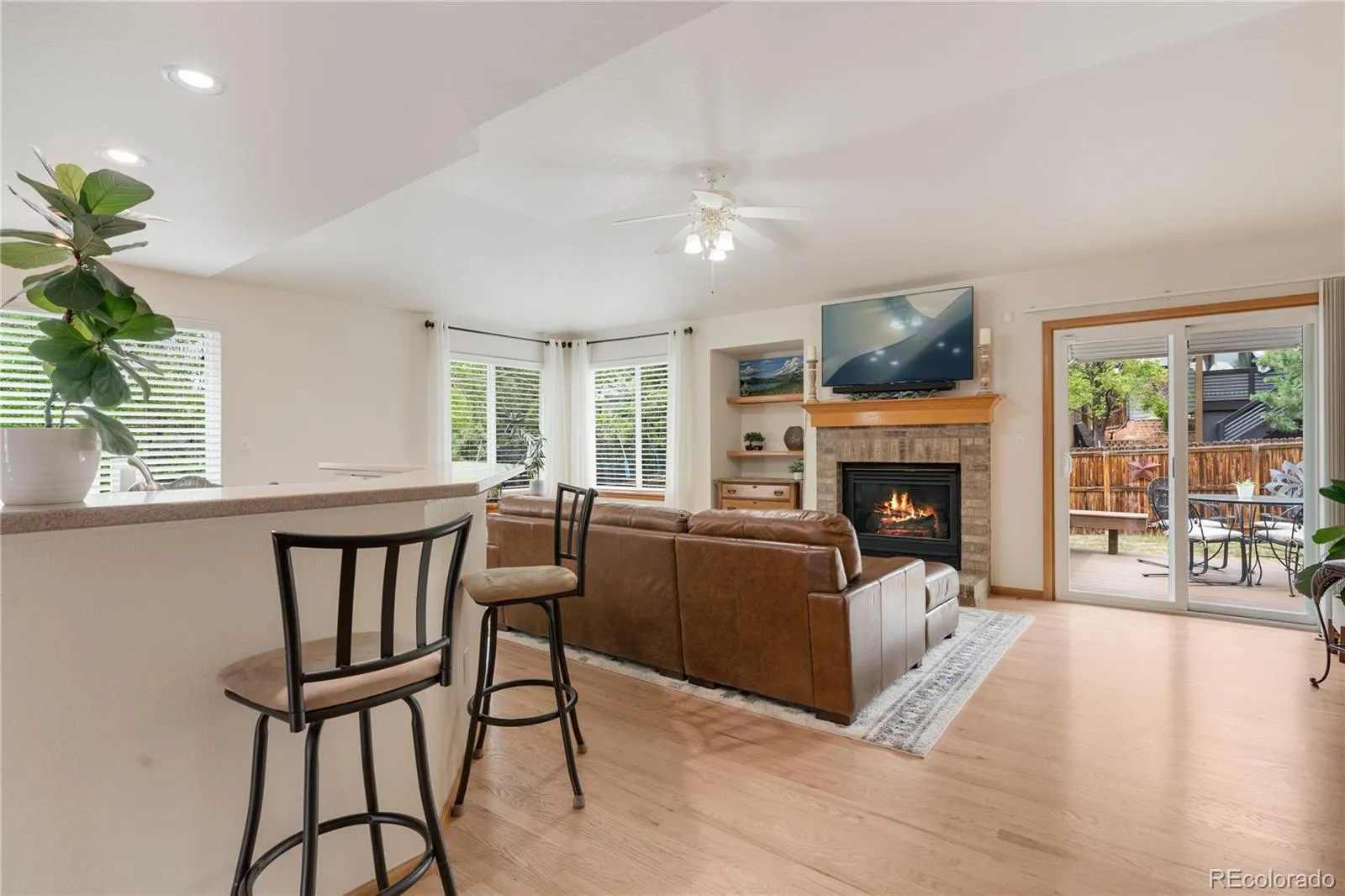 14155 W Warren Circle Lakewood CO 80228 MLS #REC6806679 04252026183852 1600 14