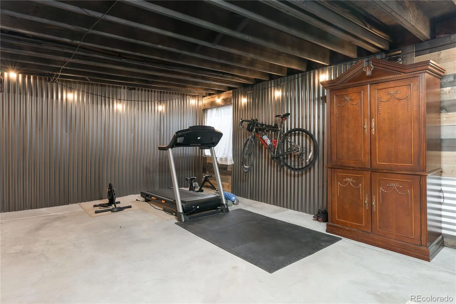 14155 W Warren Circle Lakewood CO 80228 MLS #REC6806679 04252026183852 1600 26