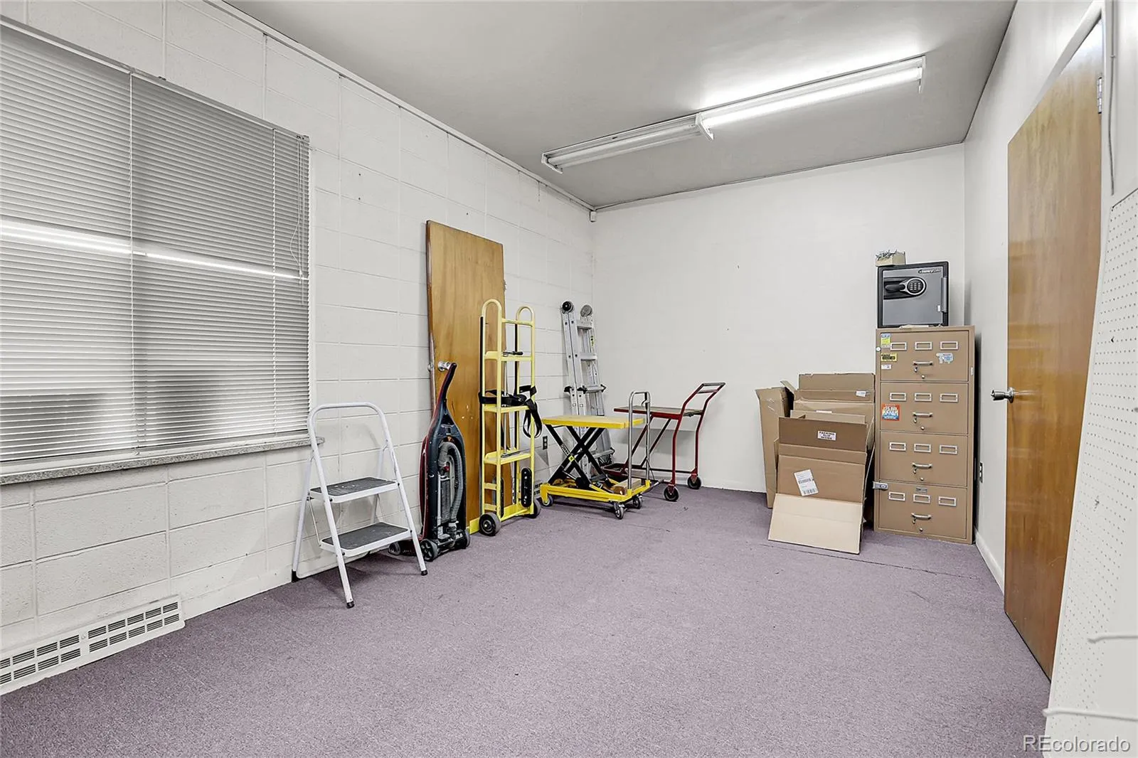 5687 S Foresthill Street Littleton CO 80120 MLS #REC6809954 04242026225020 1600 6