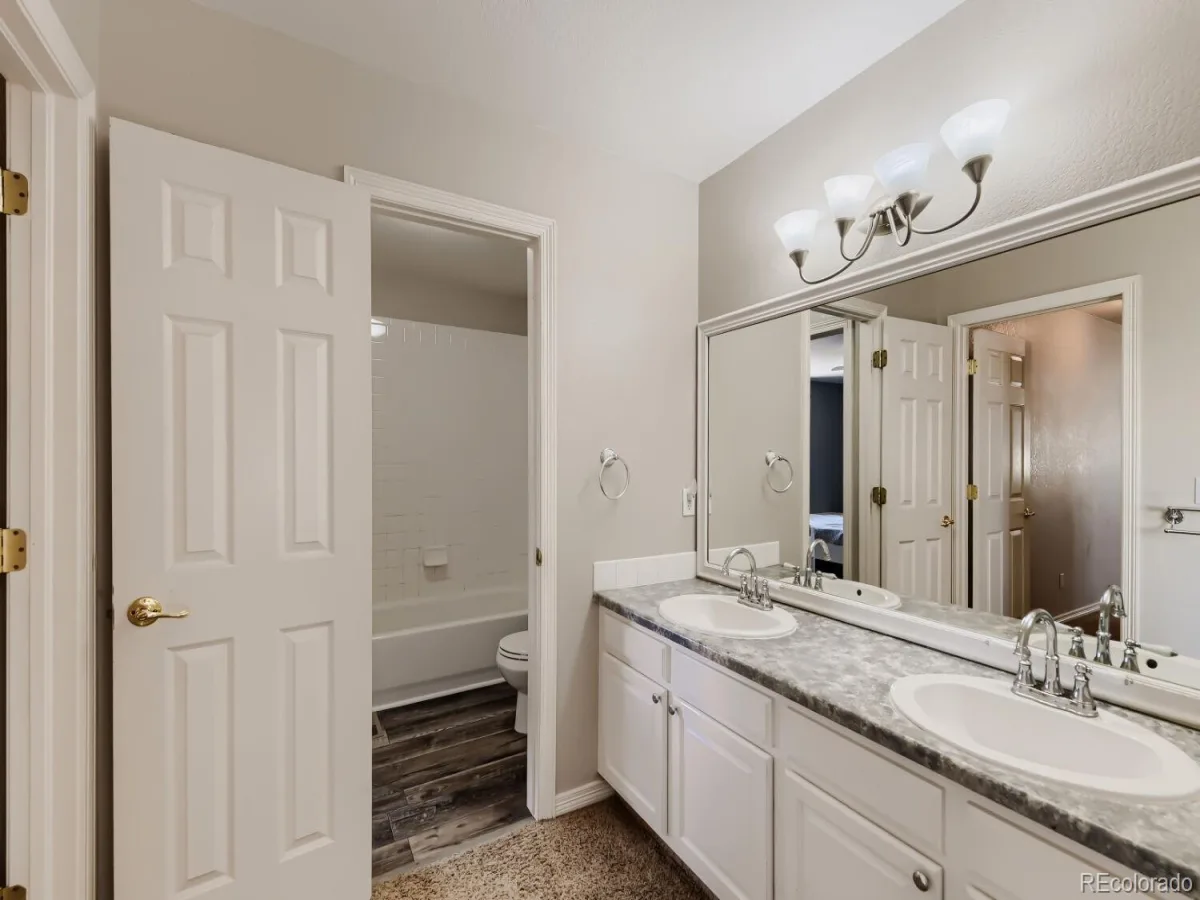 10991 Independence Circle Parker CO 80134 MLS #REC6814147 06252026224211 1200 41