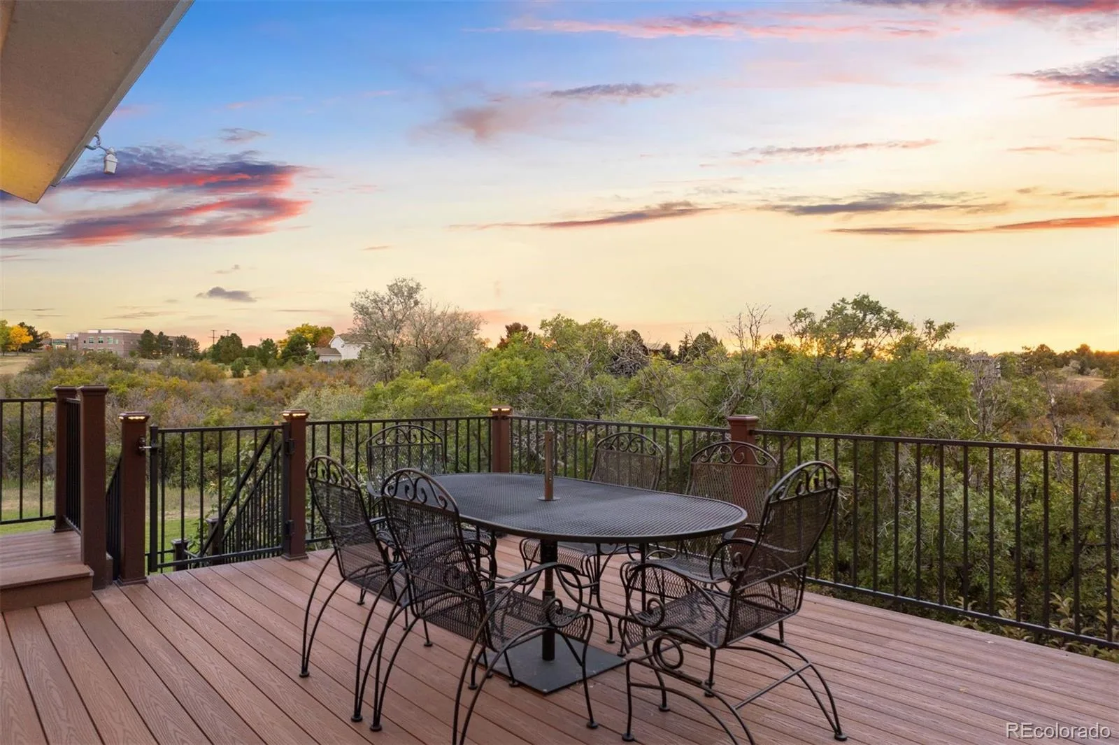 390 Suffolk Lane Castle Rock CO 80108 | MLS #REC6814751 08252026012521 1600 19