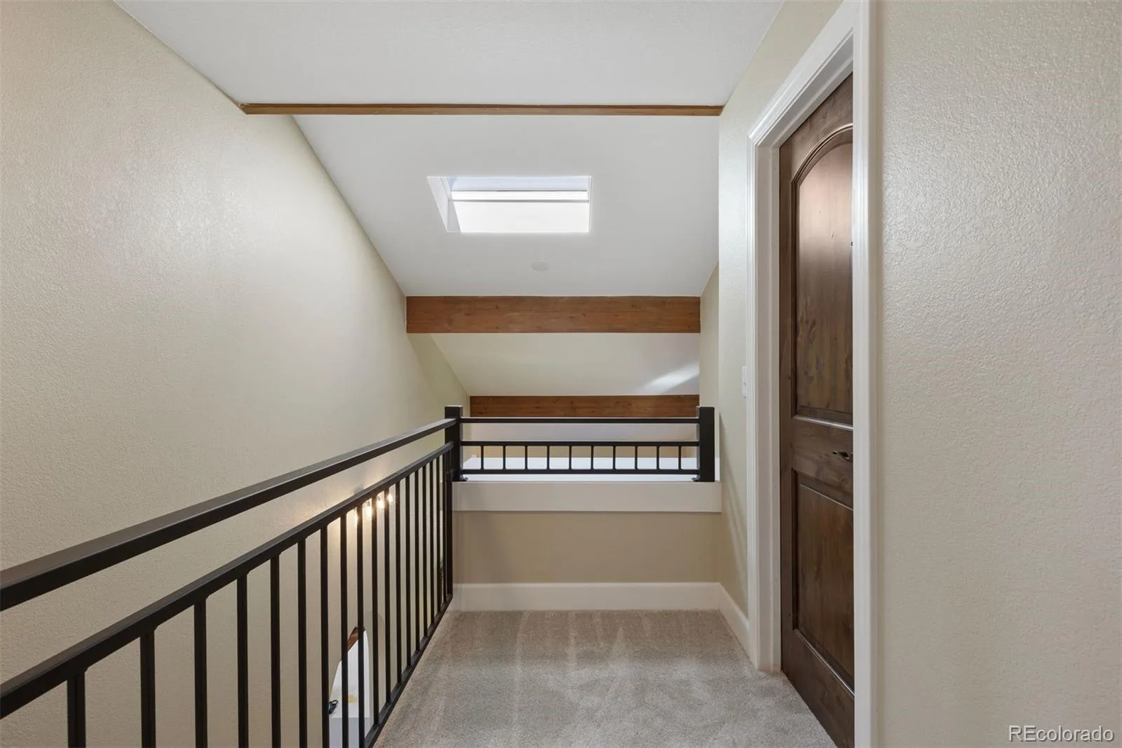 390 Suffolk Lane Castle Rock CO 80108 | MLS #REC6814751 08252026012521 1600 23