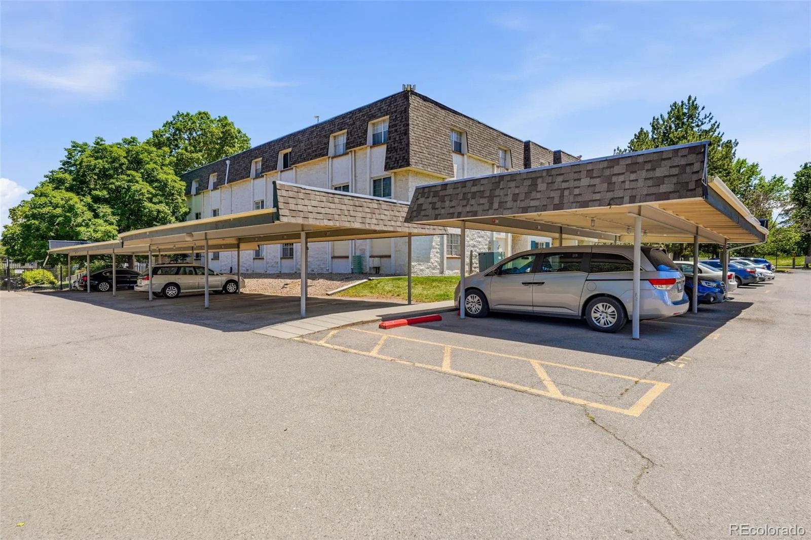 5875 E Iliff Avenue #104 Denver CO 80222 MLS #REC6816880 06122026232211 1600 31