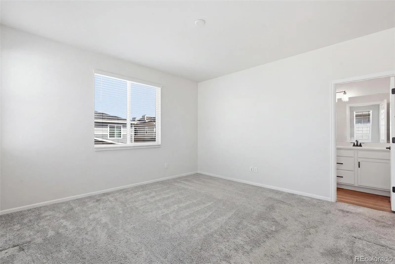 24431 E 41st Avenue Aurora CO 80019 | MLS #REC6819199 08202026204737 1600 16