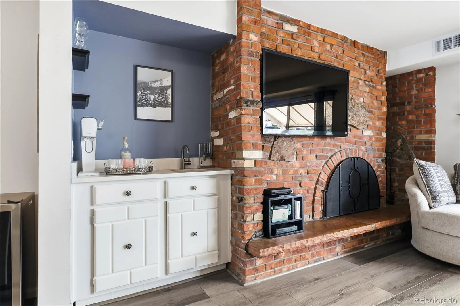 3536 S Ivanhoe Street Denver CO 80237 | MLS #REC6819792 08112026150836 1600 13