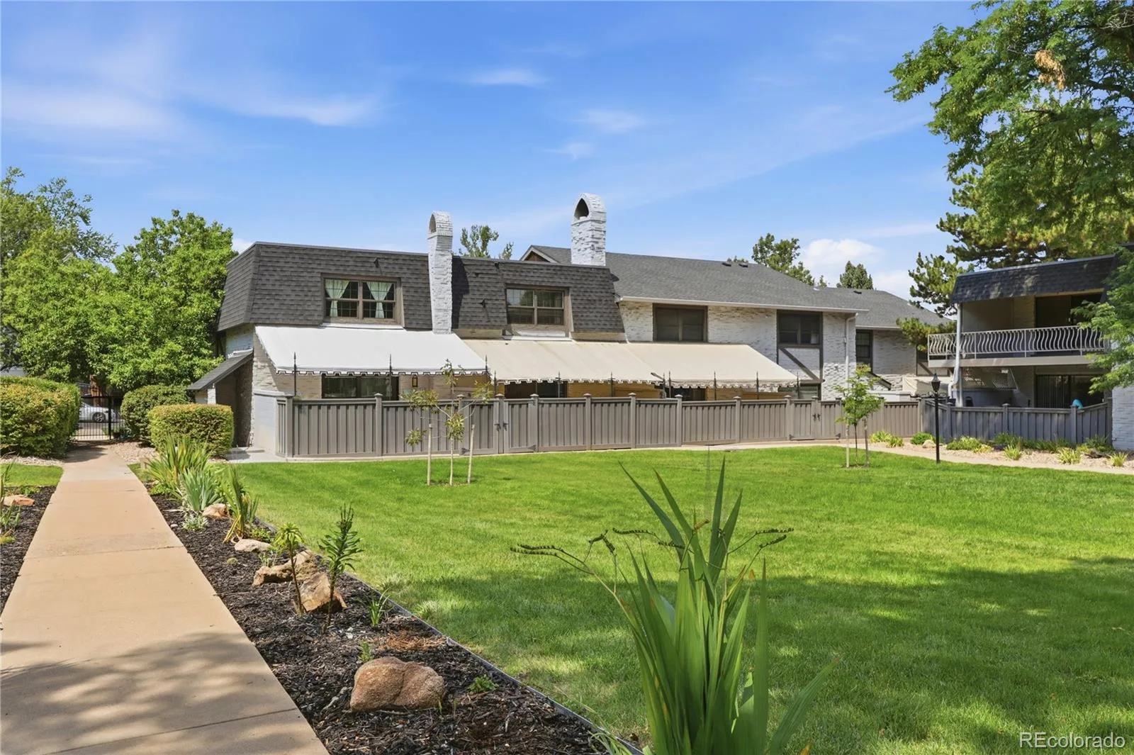 3536 S Ivanhoe Street Denver CO 80237 | MLS #REC6819792 08112026150836 1600 20
