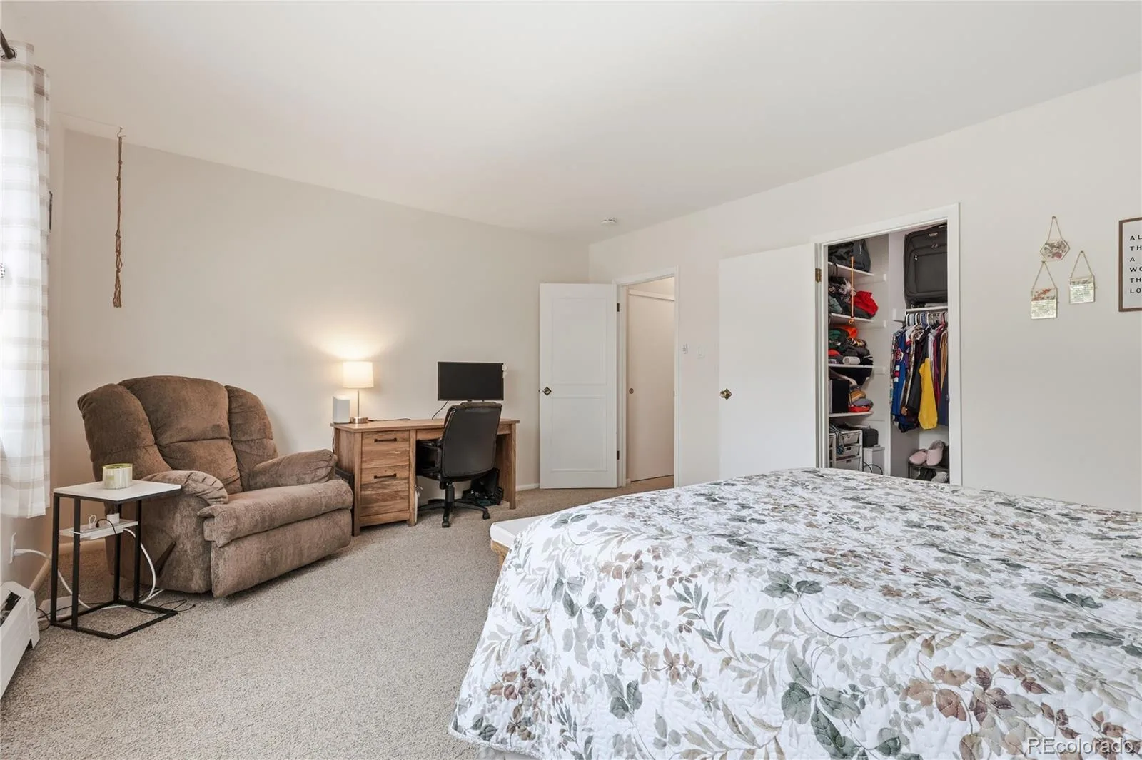 3536 S Ivanhoe Street Denver CO 80237 | MLS #REC6819792 08112026150836 1600 27