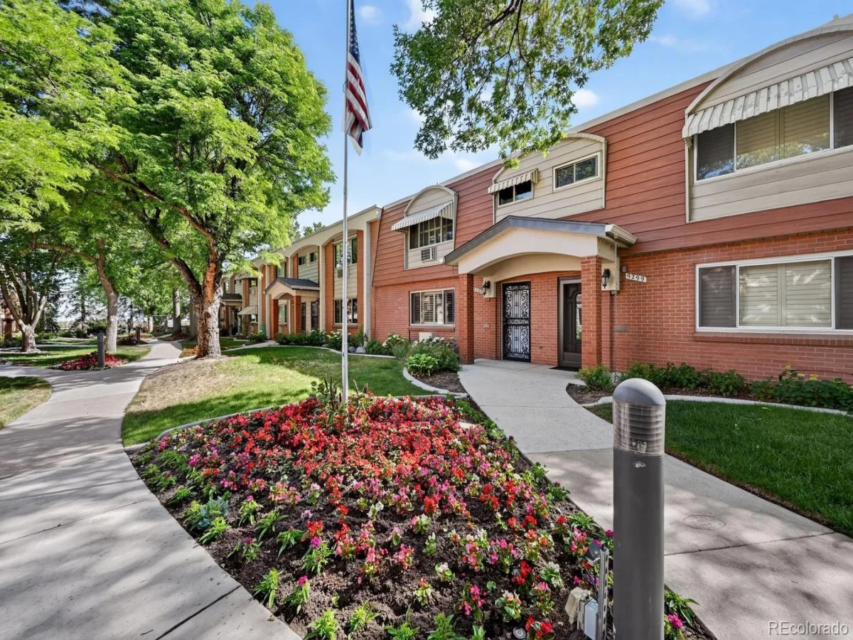 9295 E Center Avenue #76 Denver CO 80247 MLS #REC6820782 06232026002207 1200 22