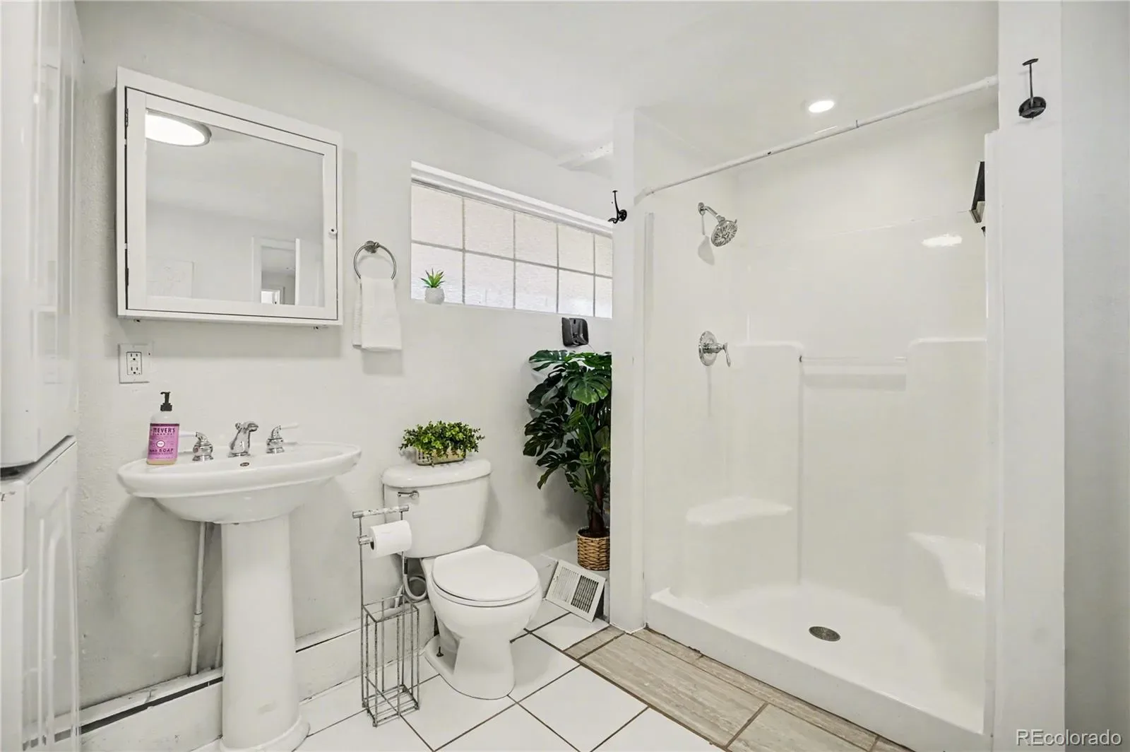 03212026013335 1600 13