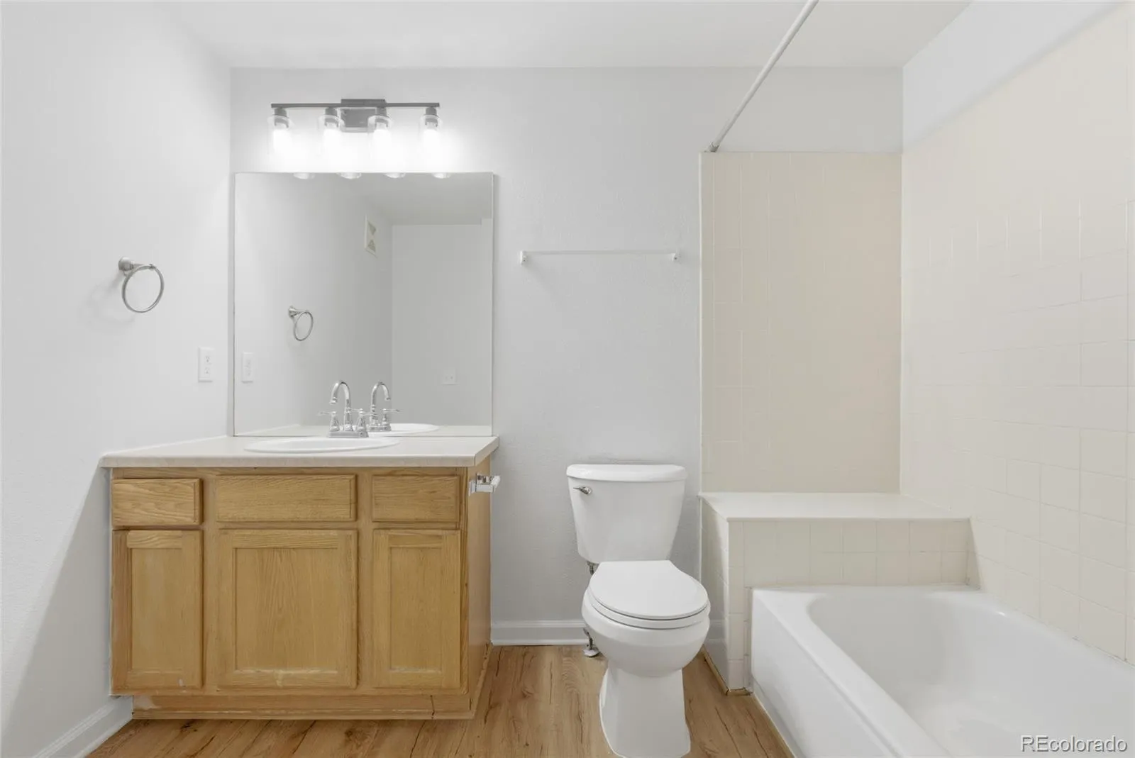 14319 E Grand Drive #167 #BLDG 14 Aurora CO 80015 MLS #REC6822585 05092026020749 1600 17