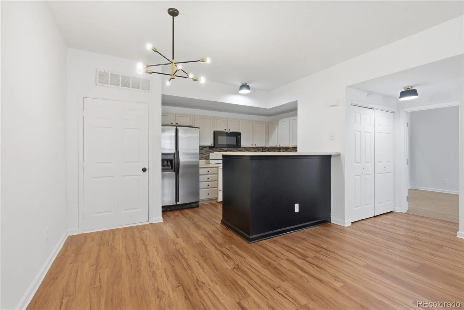 14319 E Grand Drive #167 #BLDG 14 Aurora CO 80015 MLS #REC6822585 05092026020749 1600 5