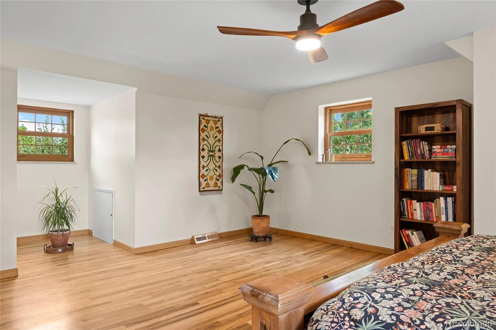 6013 Youngfield Street Arvada CO 80004 | MLS #REC6822726 08182026144748 1600 27