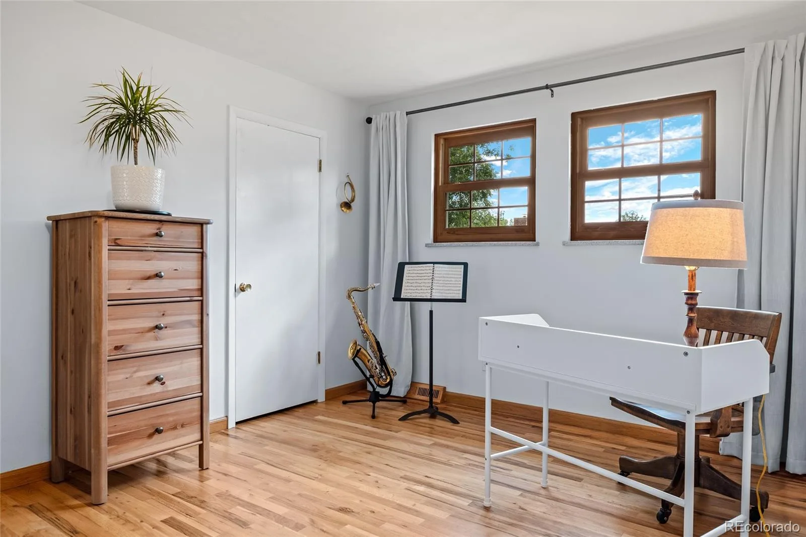 6013 Youngfield Street Arvada CO 80004 | MLS #REC6822726 08182026144748 1600 34