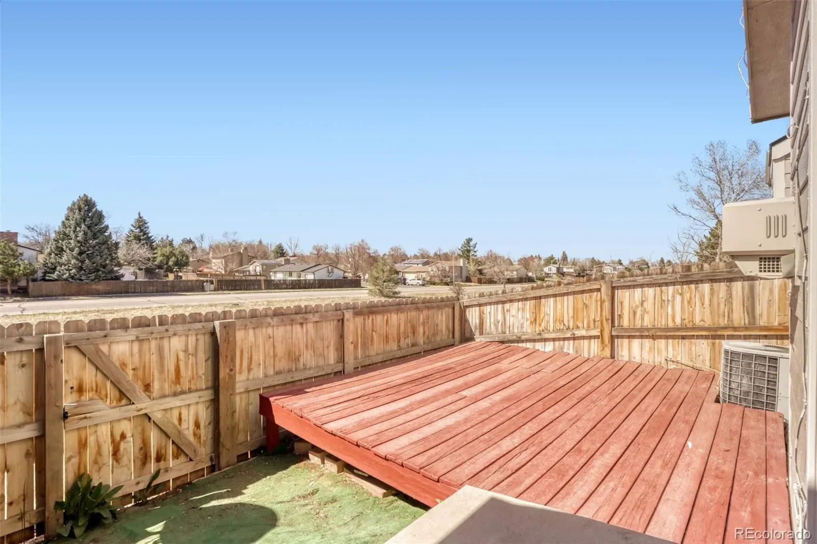 1179 S Waco Street #E Aurora CO 80017 MLS #REC6823373 03302026182459 1600 27