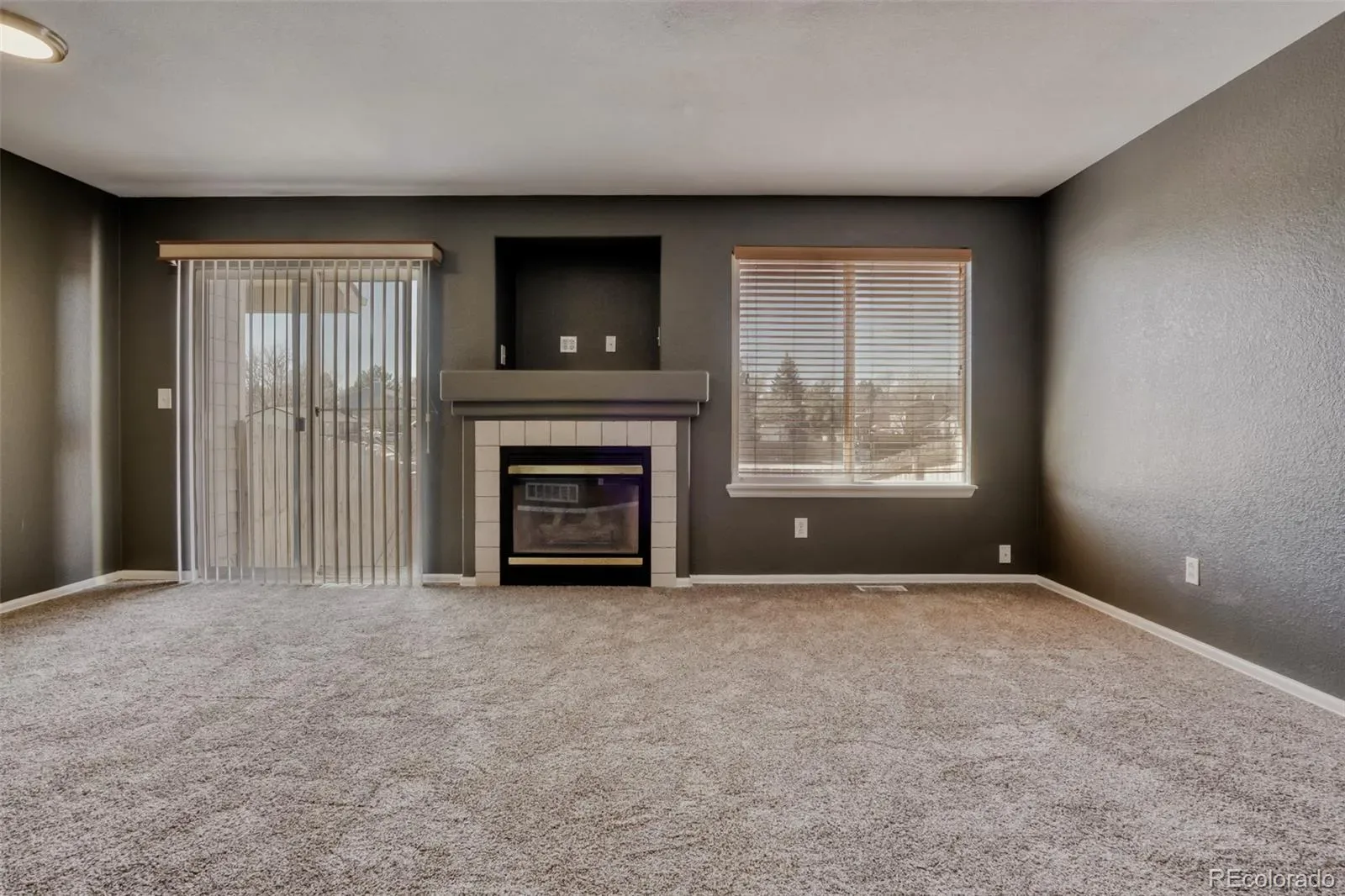 1179 S Waco Street #E Aurora CO 80017 MLS #REC6823373 03302026182459 1600 6