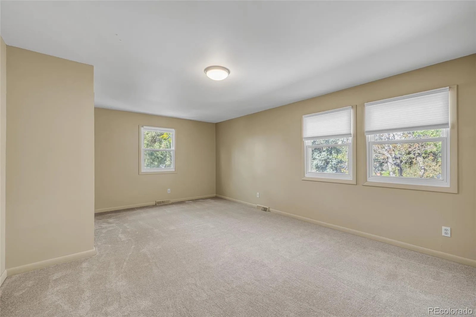 350 Balsam Street Lakewood CO 80226 | MLS #REC6823549 09302026211529 1600 17