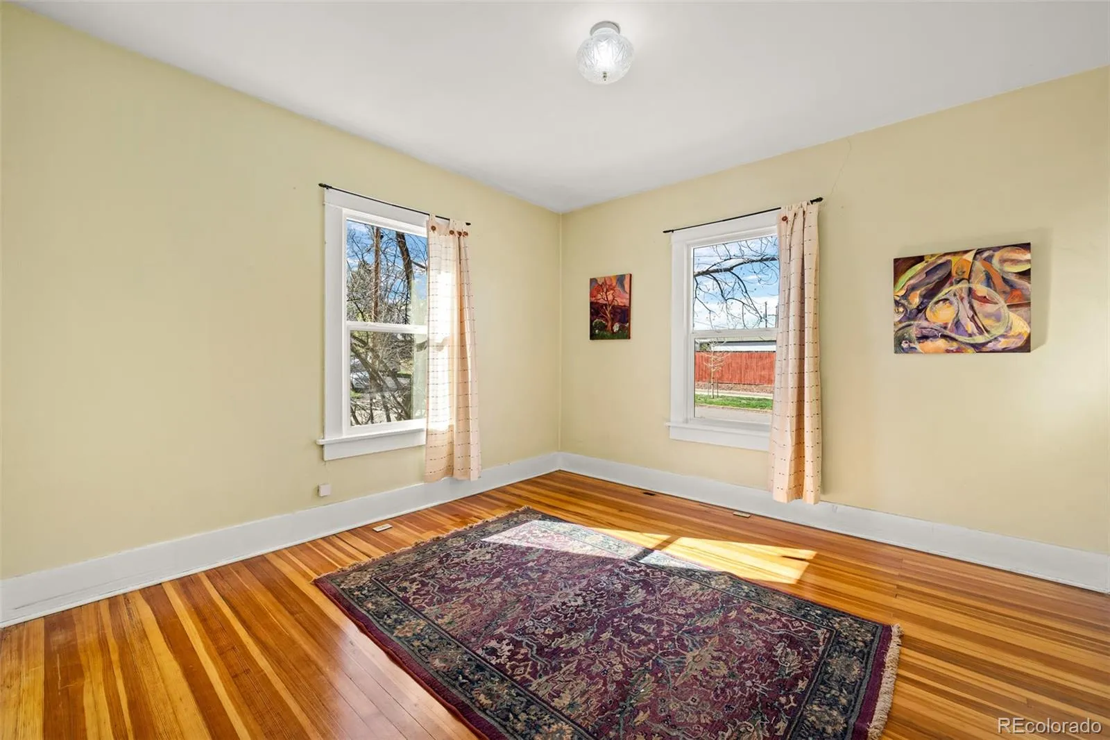 04092026231030 1600 16