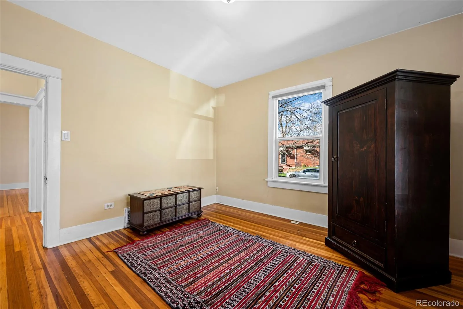 04092026231030 1600 24