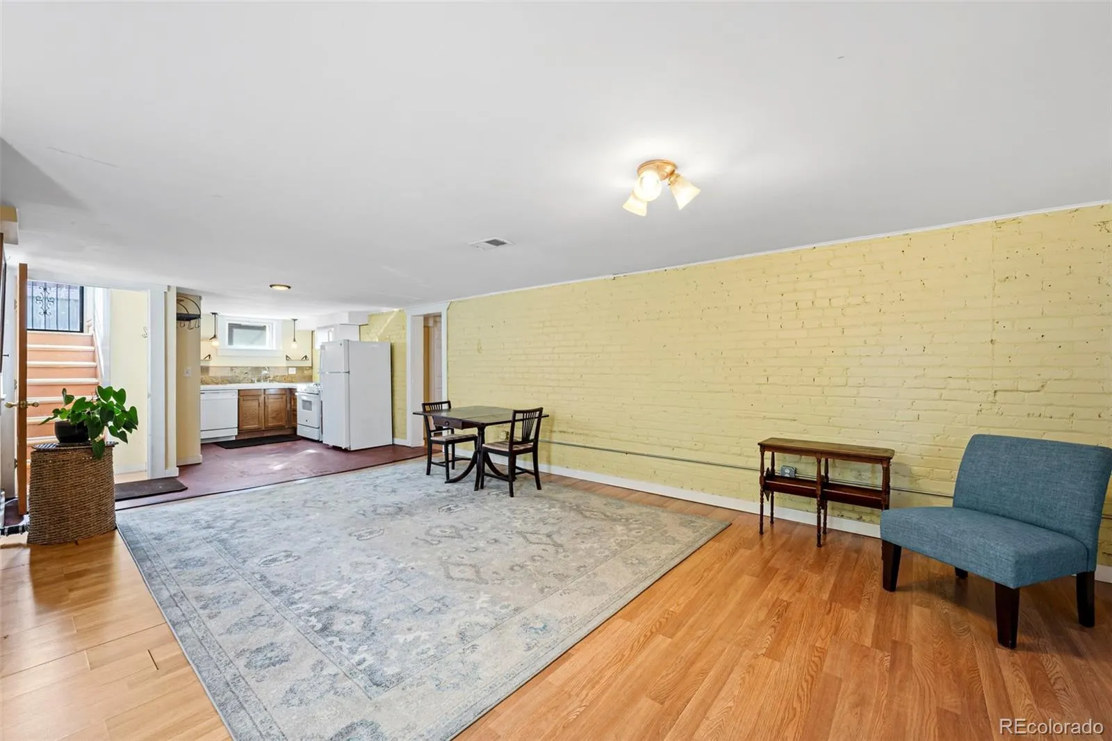 04092026231030 1600 31